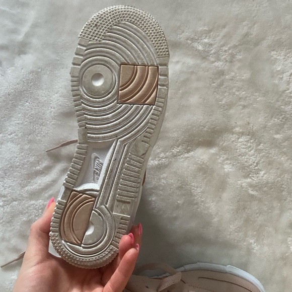 Nike Airforces - Picture 4 of 6